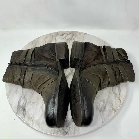 NWOT Miz Mooz Scarborough Multi Strap Olive/Brown Booties 39 Wide Moto Edgy Boho - Picture 7 of 16